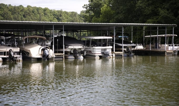 Caney Creek Marina, Harriman Tennessee, Watts Bar Lake, TN River, Tennessee River, Full service marina, Caney Creek RV, Resort